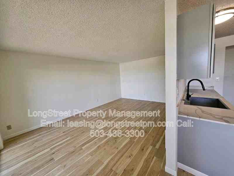 412 Pearl St #4 - Photo 5 of 16