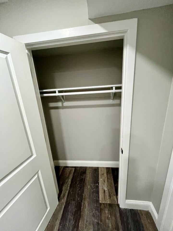 11 Radford Ln - Photo 4 of 11