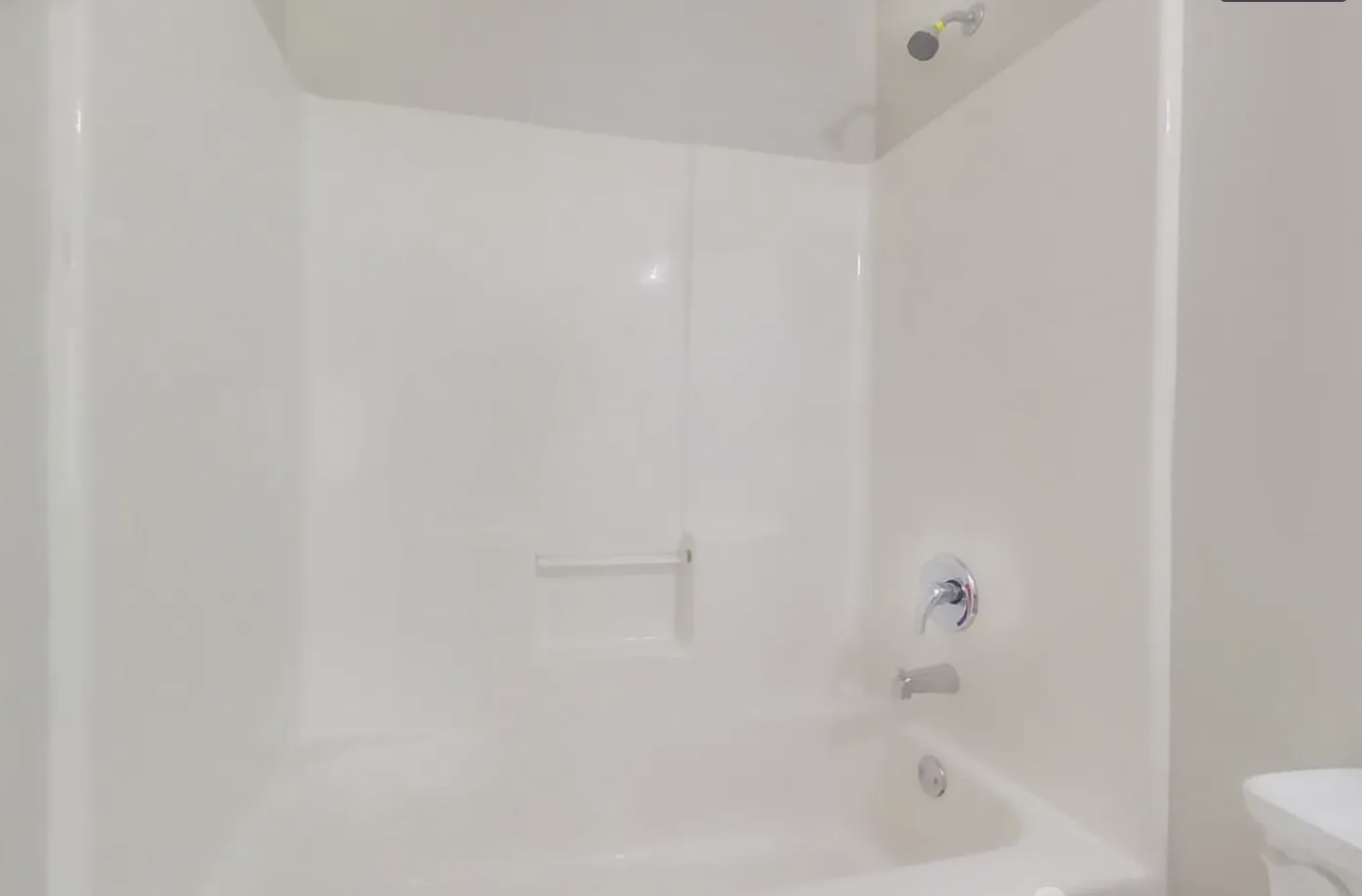56 Wyndham Ct Se - Photo 3 of 11