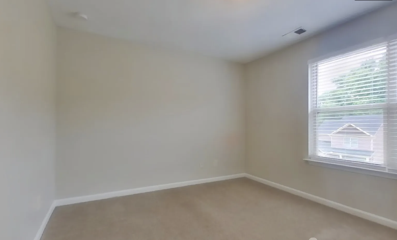 56 Wyndham Ct Se - Photo 5 of 11