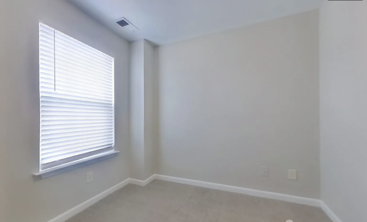56 Wyndham Ct Se - Photo 7 of 11