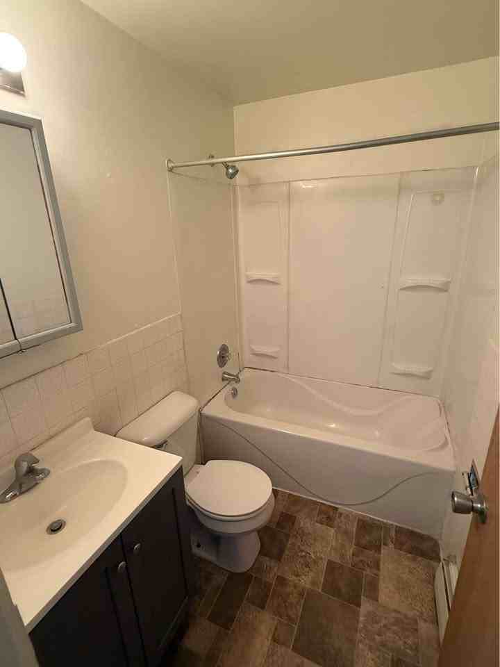 1813 13 1/2 St S #3 - Photo 3 of 7