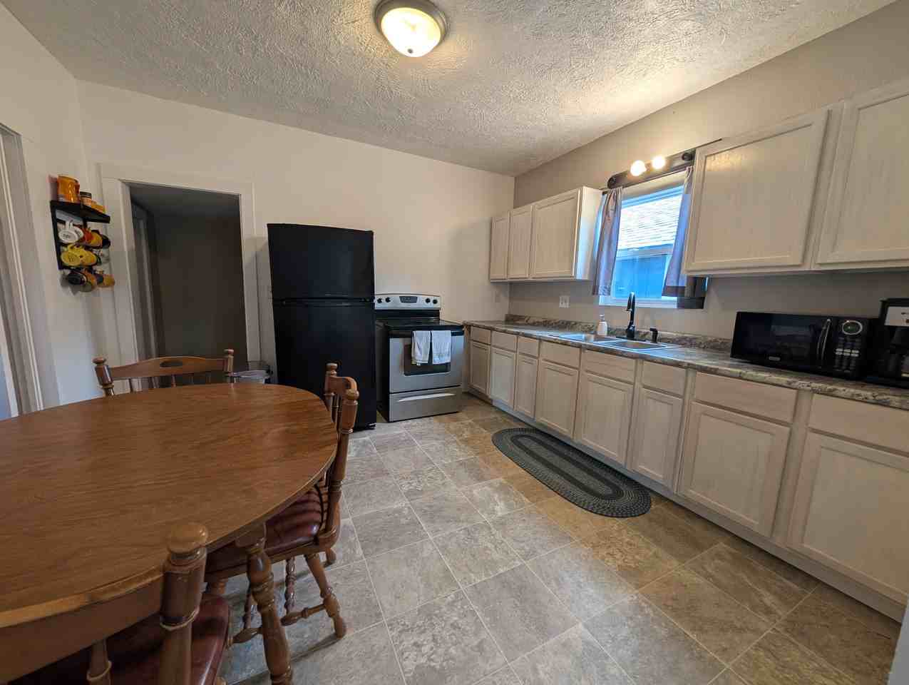 616 N 18th St - Photo 3 of 8