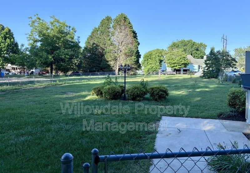 49 Baysprings Ct - Photo 4 of 24