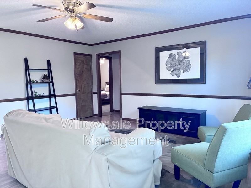 49 Baysprings Ct - Photo 6 of 24
