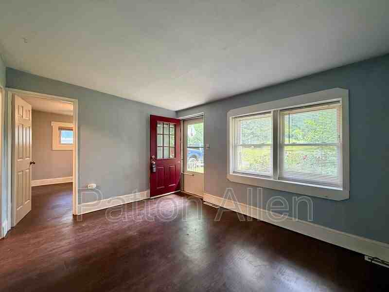10 Miller Rd E #A - Photo 2 of 17