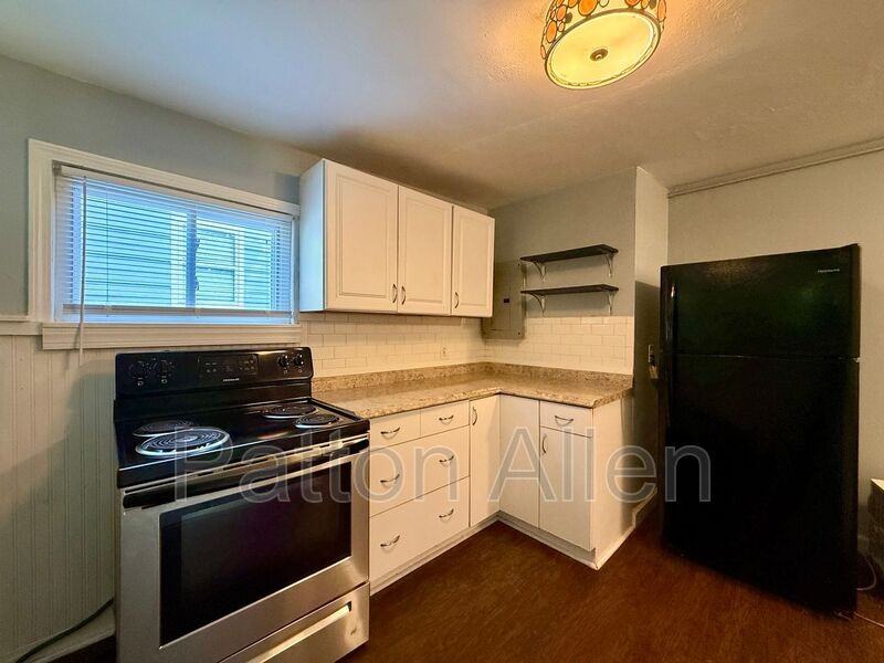 10 Miller Rd E #A - Photo 6 of 17