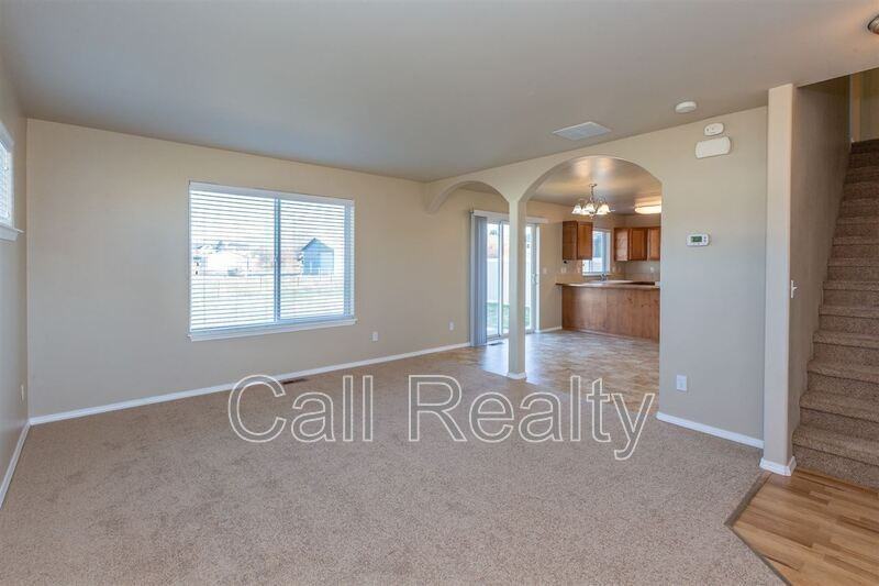 1814 N Arc Rd - Photo 5 of 14
