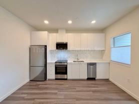1524 Ne 40th Ave #101 - Photo 1 of 1