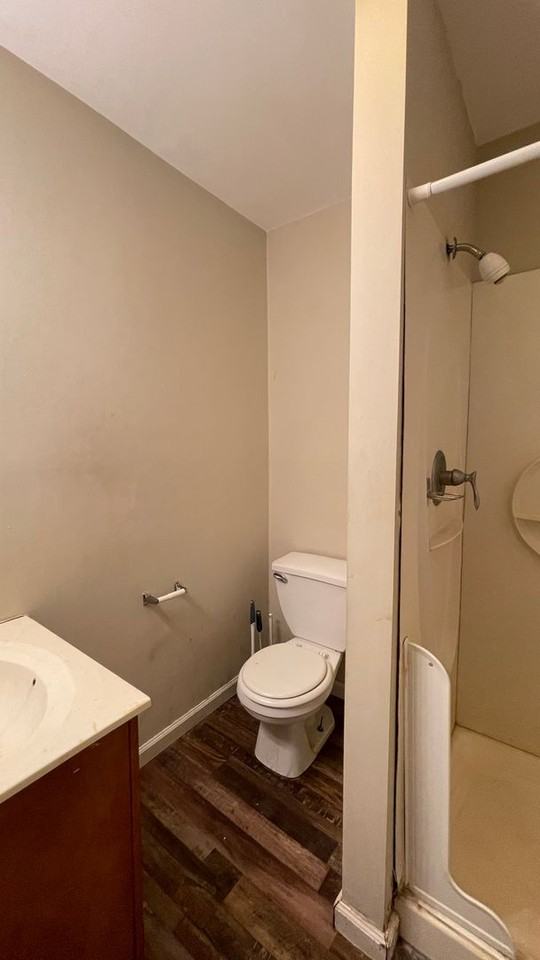 1113 State St - Photo 6 of 9