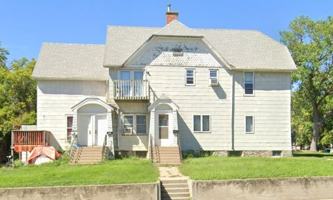 featured image of 301 5th St Se