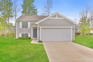 featured image of 3866 Watertown Dr