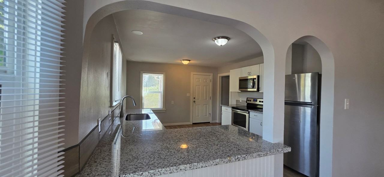 477-Alder Drive - Photo 5 of 19