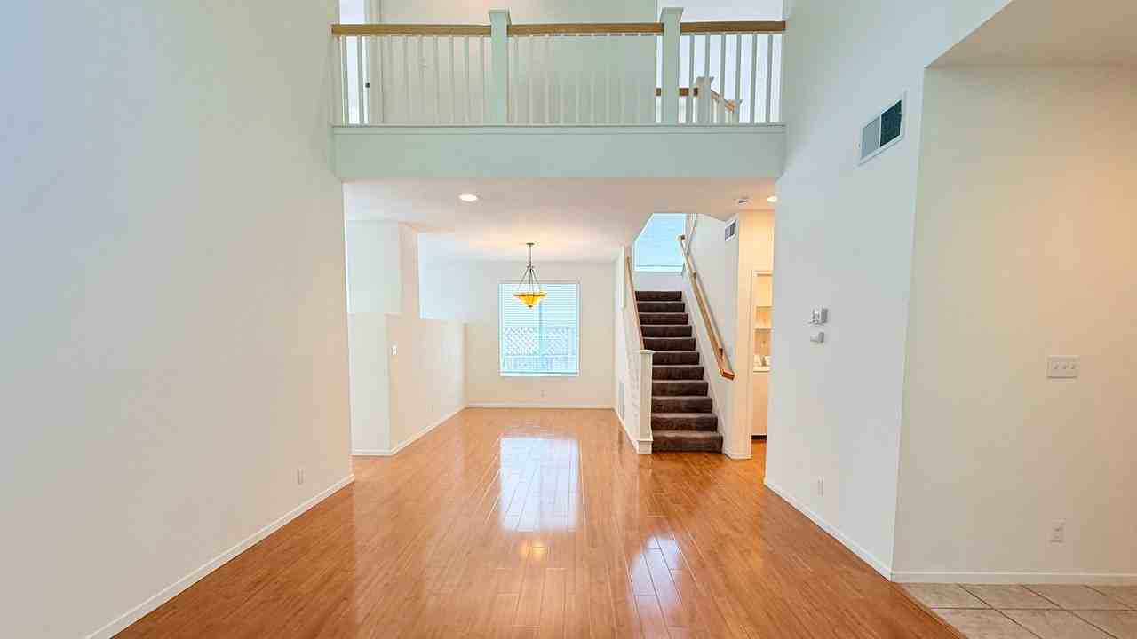 1023 Vista Pointe Cir - Photo 6 of 45