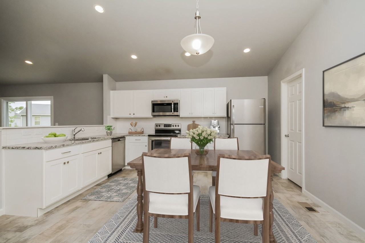116 Iris Ct - Photo 4 of 21