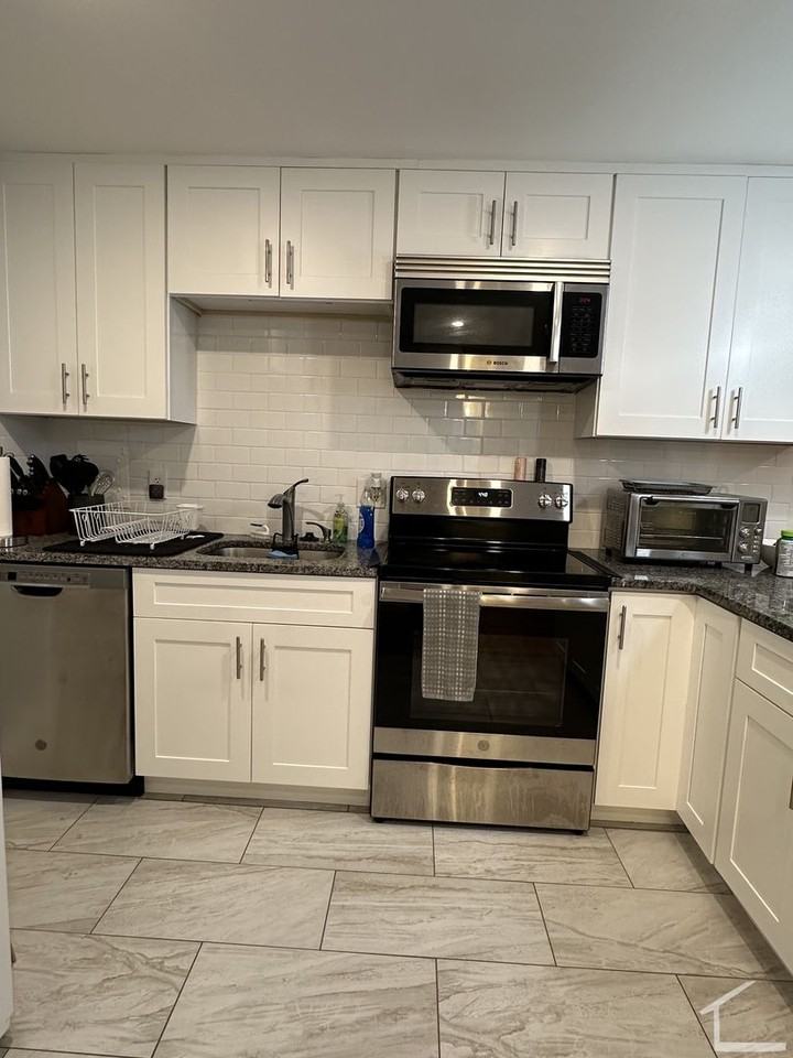 112 Tremont St - Photo 7 of 22