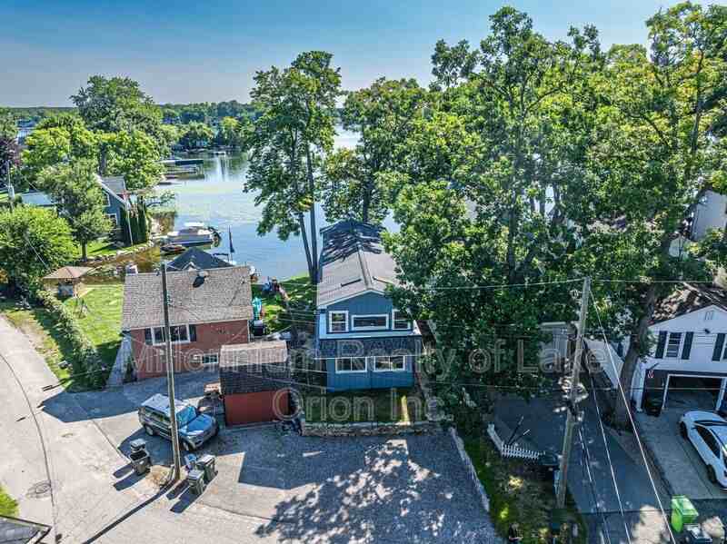 391 Shady Oaks St - Photo 6 of 36