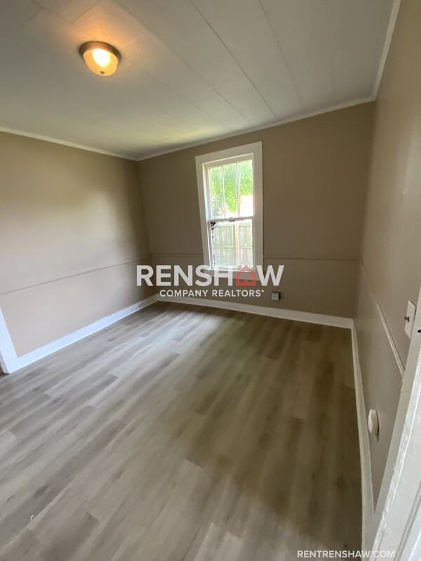 109 S Church St #B - Photo 4 of 12