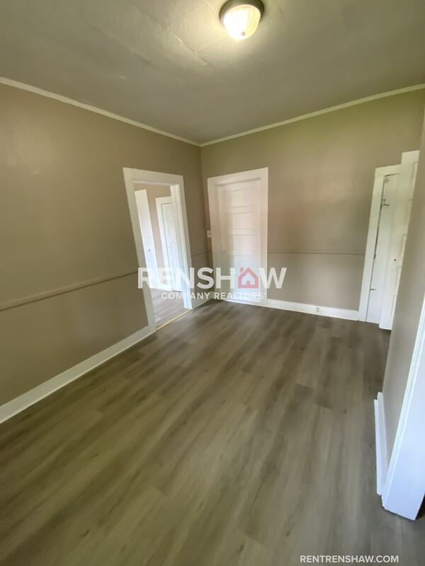 109 S Church St #B - Photo 7 of 12