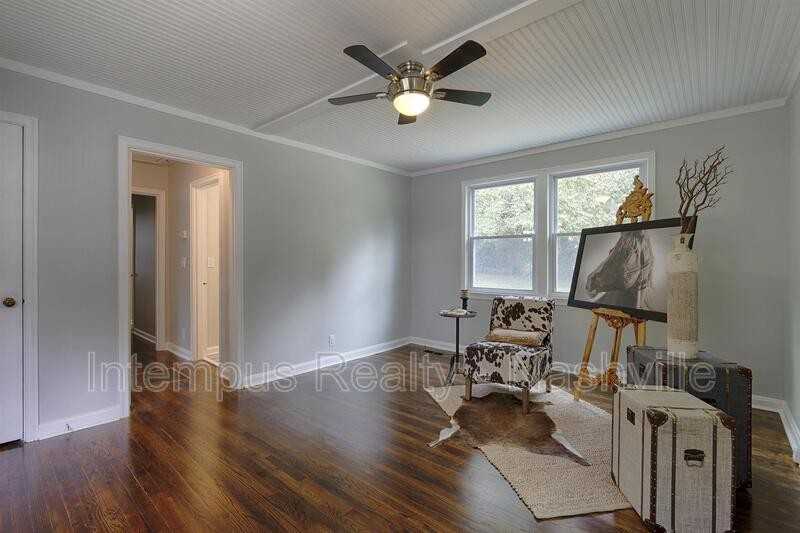 98 Oriel Ave - Photo 5 of 19