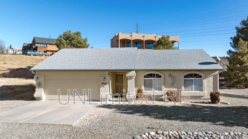 8960 E Volcano Dr - Photo 2 of 29
