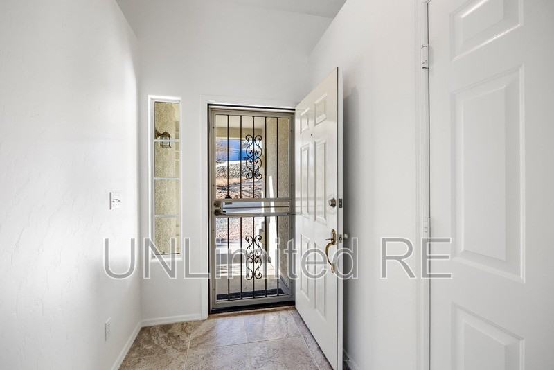 8960 E Volcano Dr - Photo 5 of 29