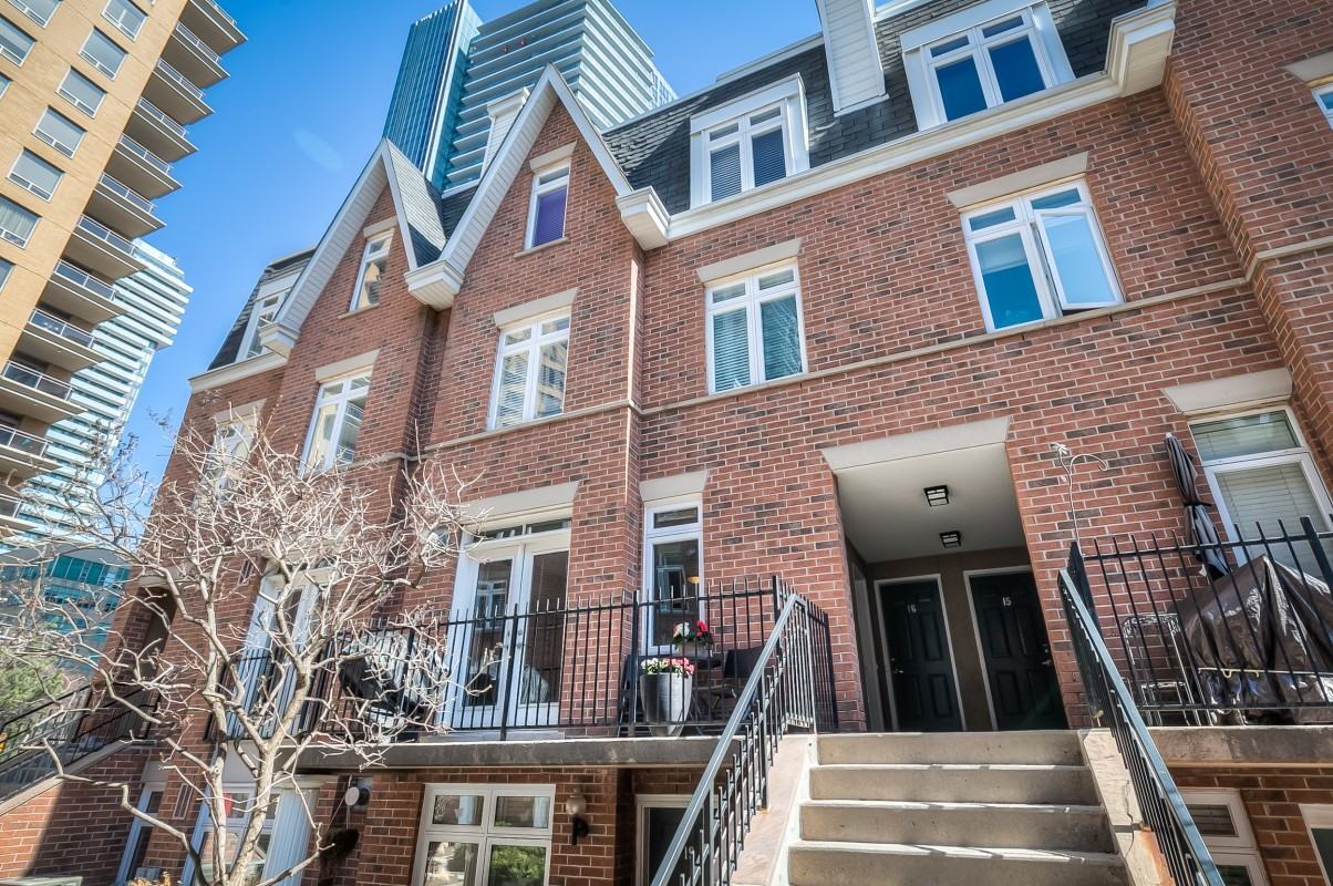 106 Redpath Avenue #18 - Photo 3 of 27