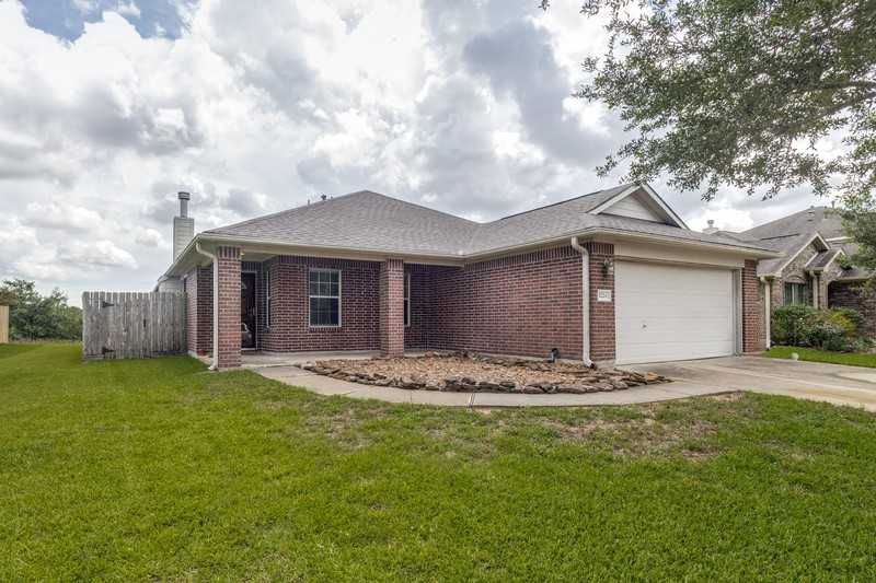 5224 Mcgrath Dr - Photo 2 of 25