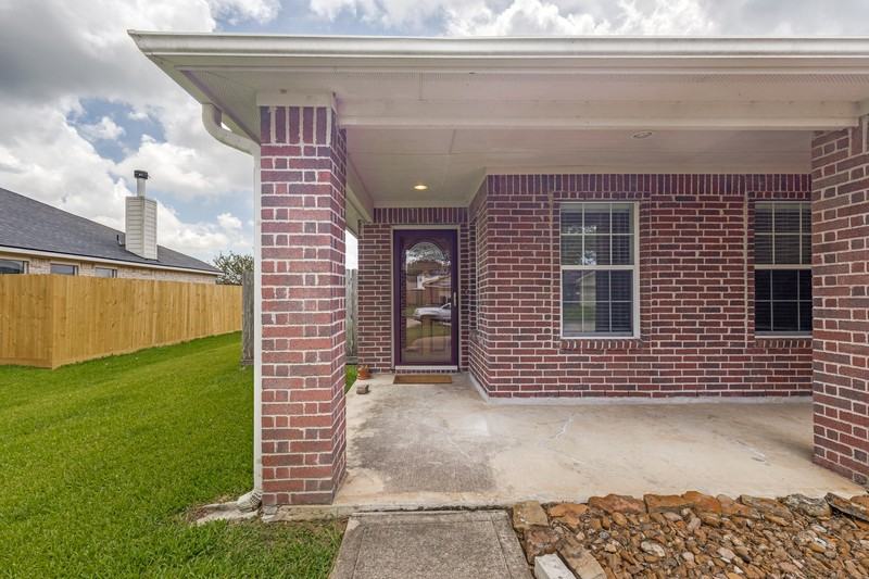 5224 Mcgrath Dr - Photo 3 of 25