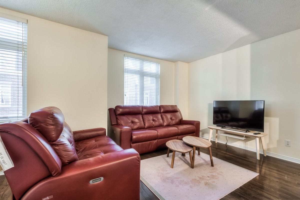 100 Redpath Avenue - Photo 8