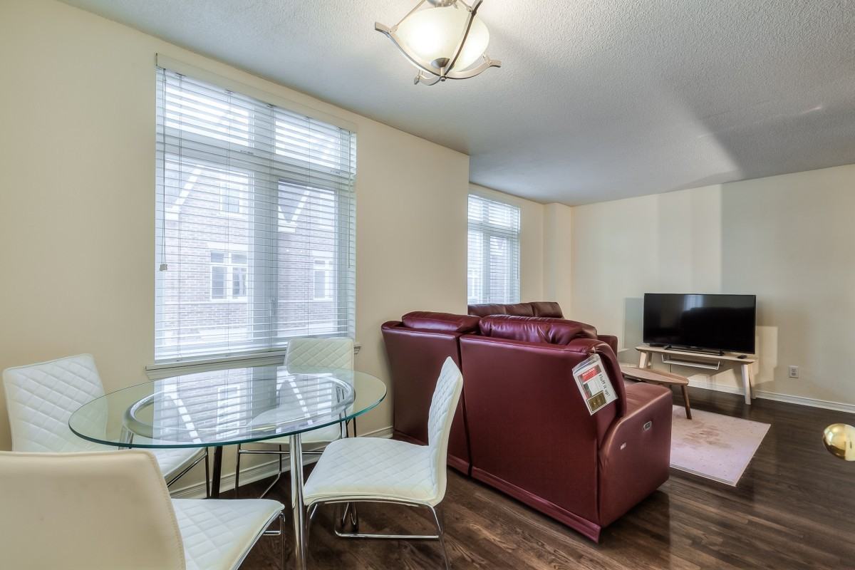 100 Redpath Avenue #16 - Photo 5 of 24