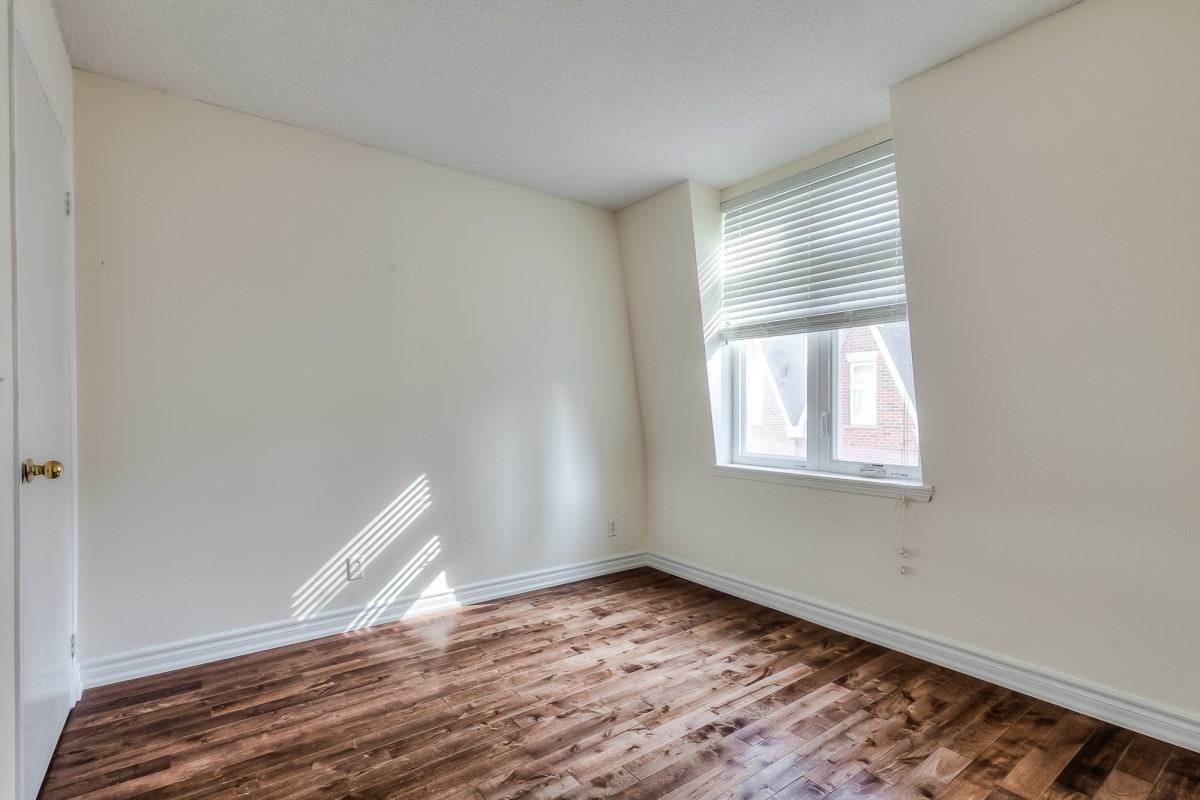 100 Redpath Avenue - Photo 14