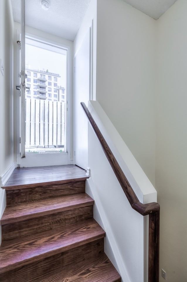 100 Redpath Avenue - Photo 19