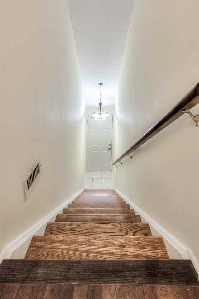 100 Redpath Avenue #16 - Photo 4 of 24