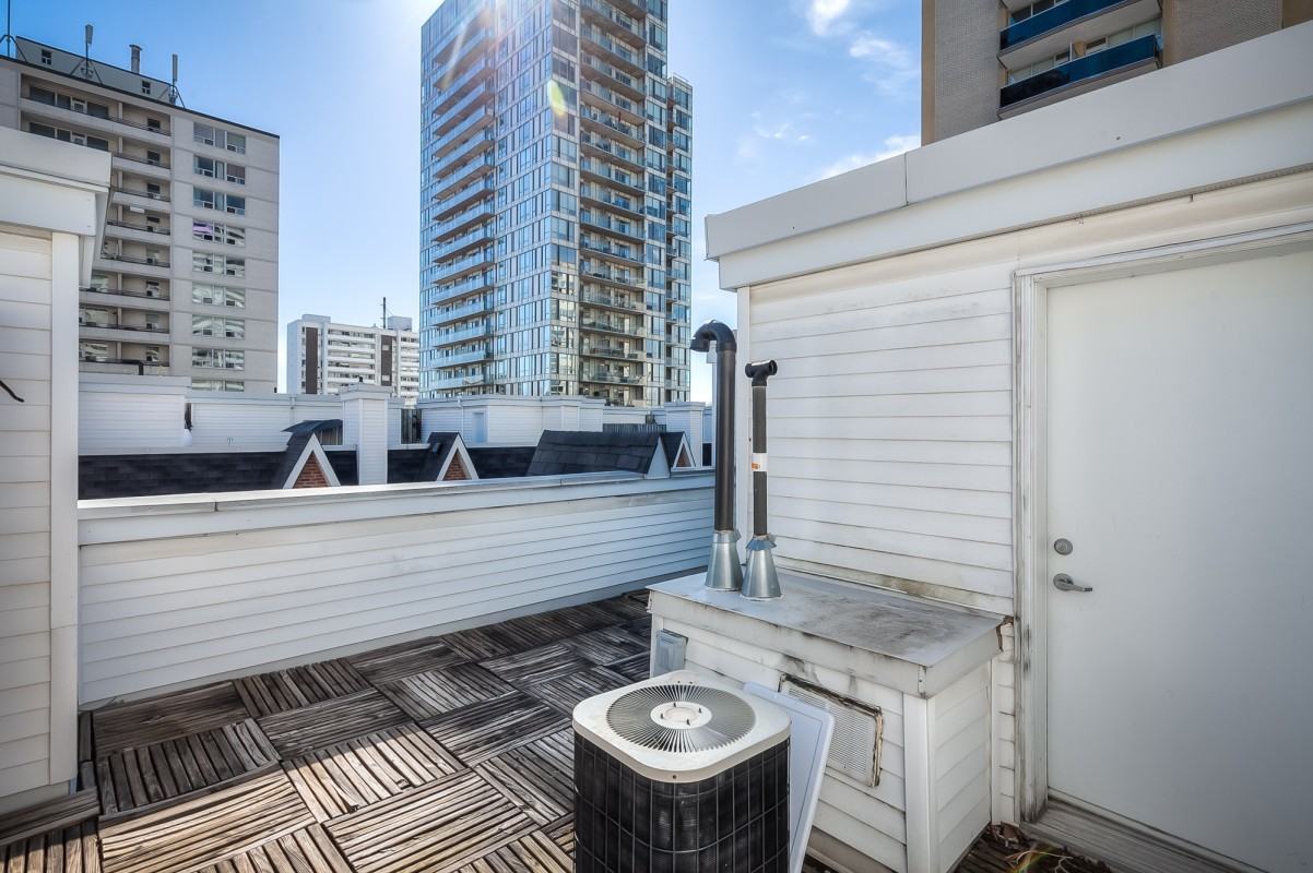 100 Redpath Avenue - Photo 20