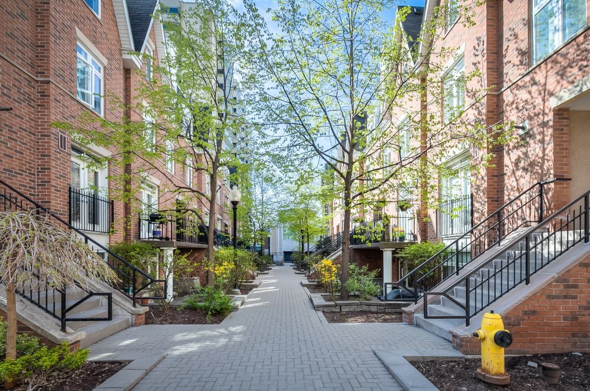 100 Redpath Avenue - Photo 24