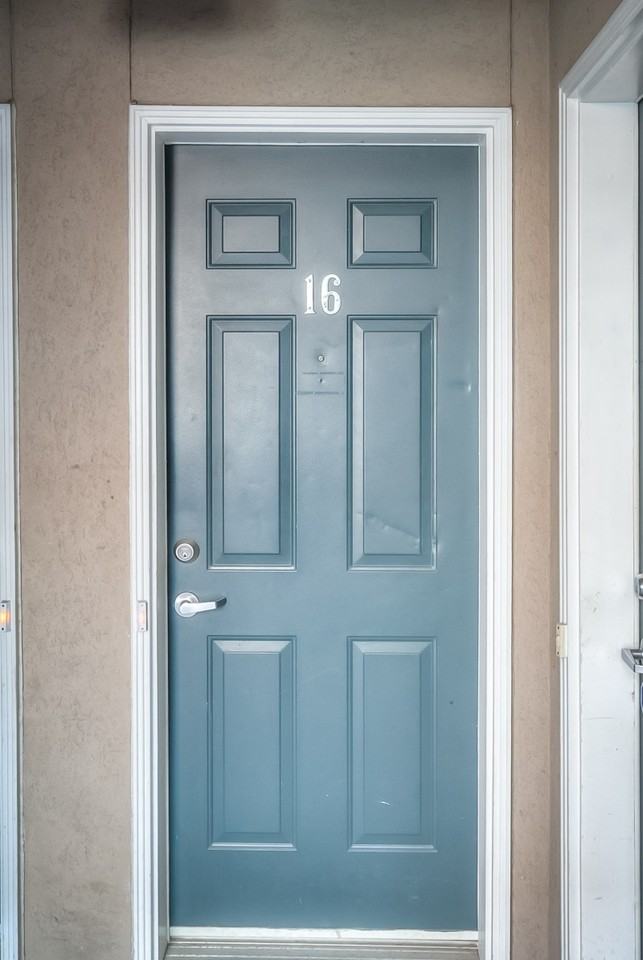 100 Redpath Avenue #16 - Photo 3 of 24