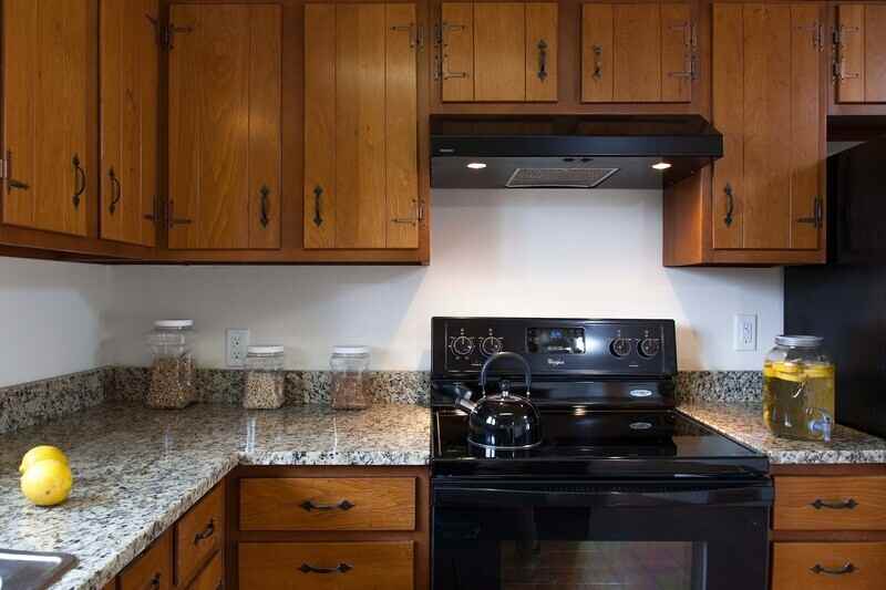 486 Tracey Ln #B - Photo 3 of 12