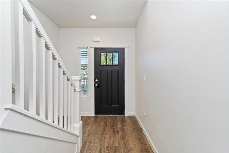 10757 W Thimbleberry Ct - Photo 5 of 40