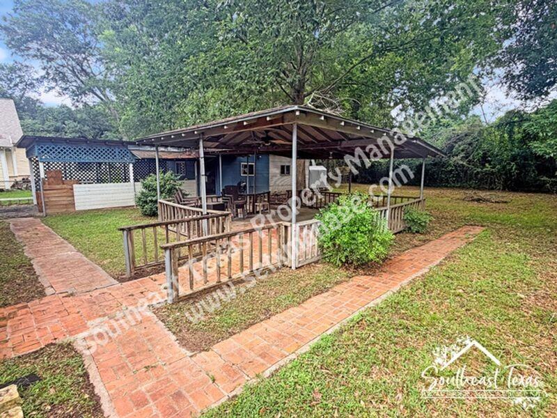 345 Marceline Blvd - Photo 3 of 16