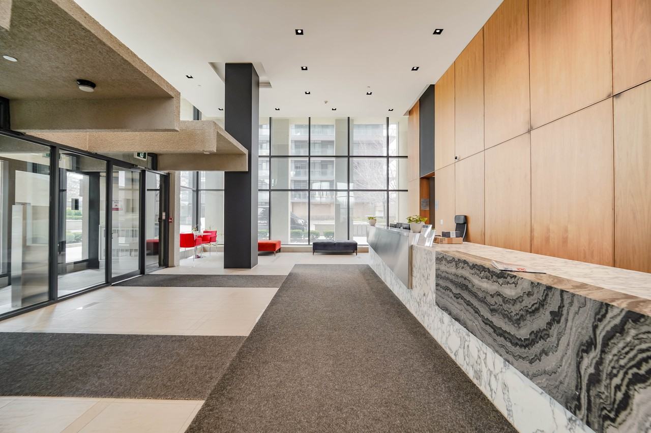 75 The Donway West - Photo 5
