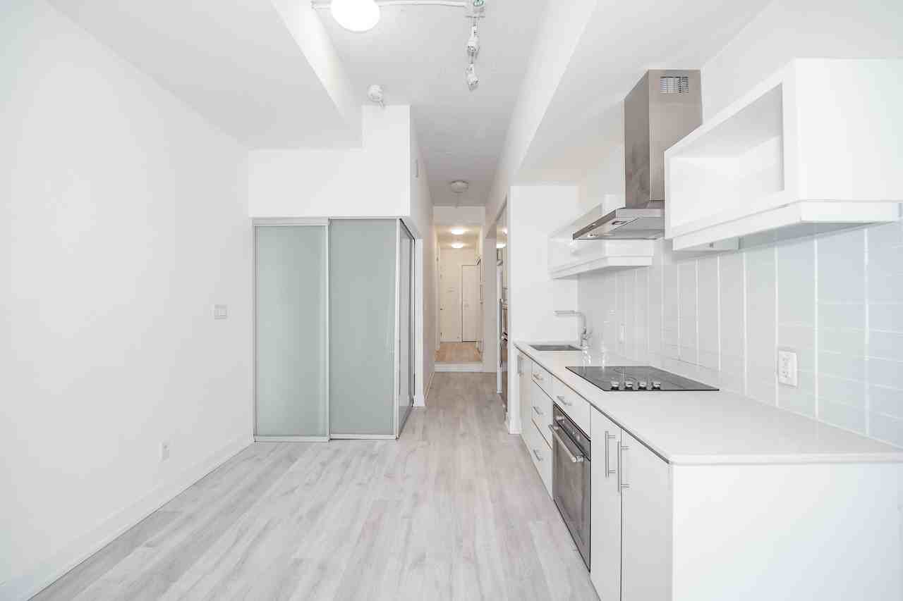 75 The Donway West - Photo 23