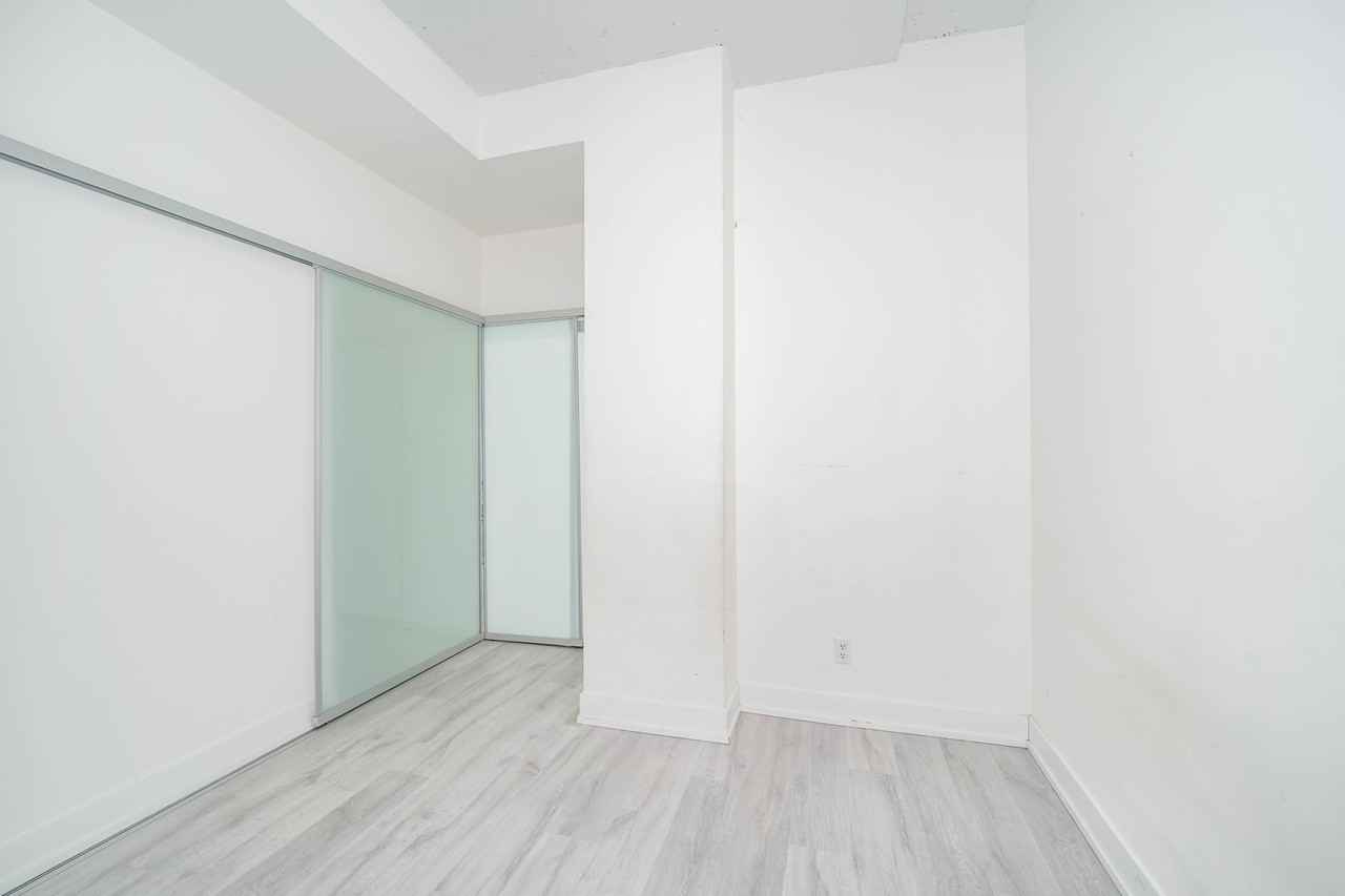 75 The Donway West - Photo 30
