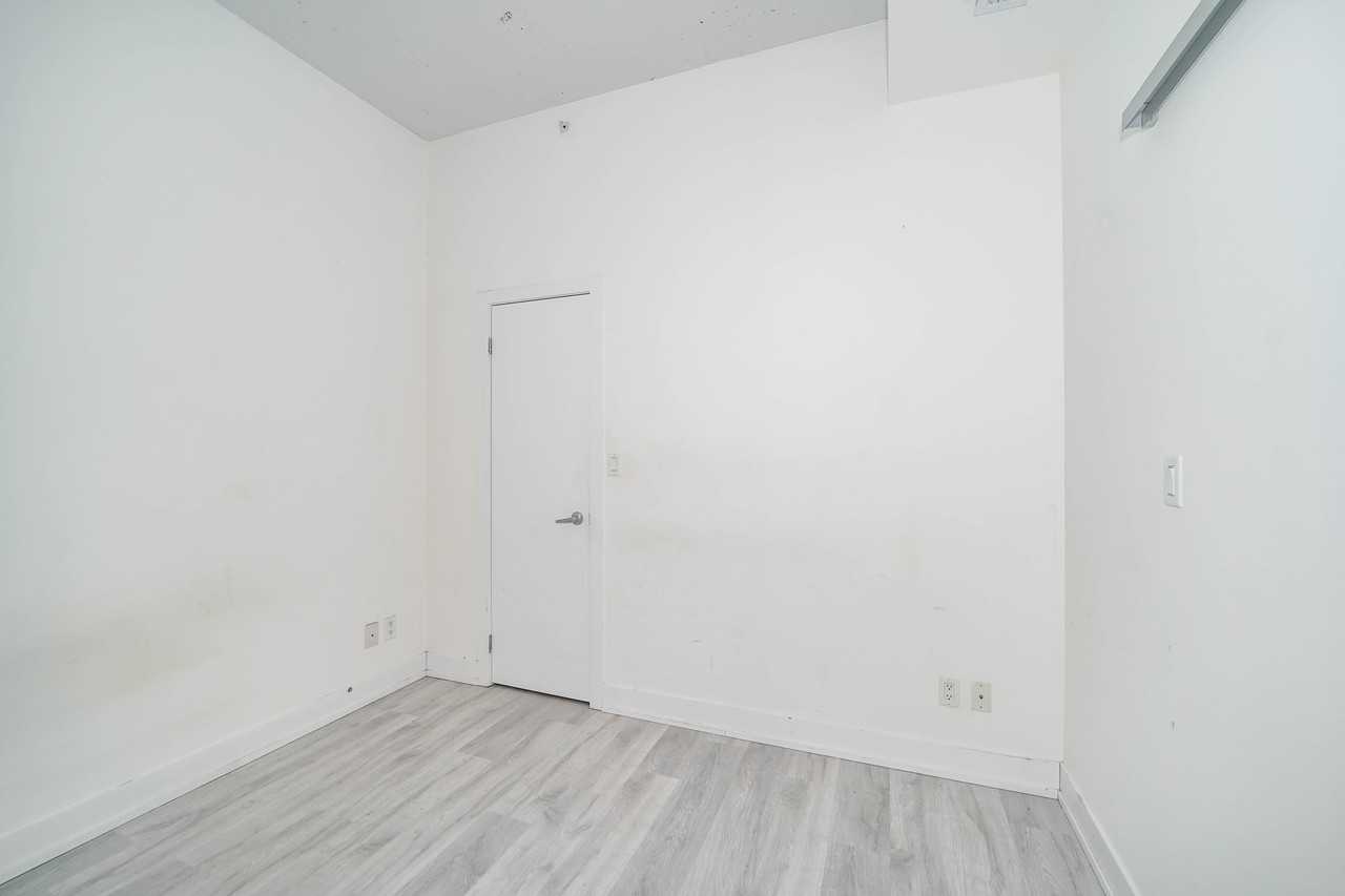 75 The Donway West - Photo 31