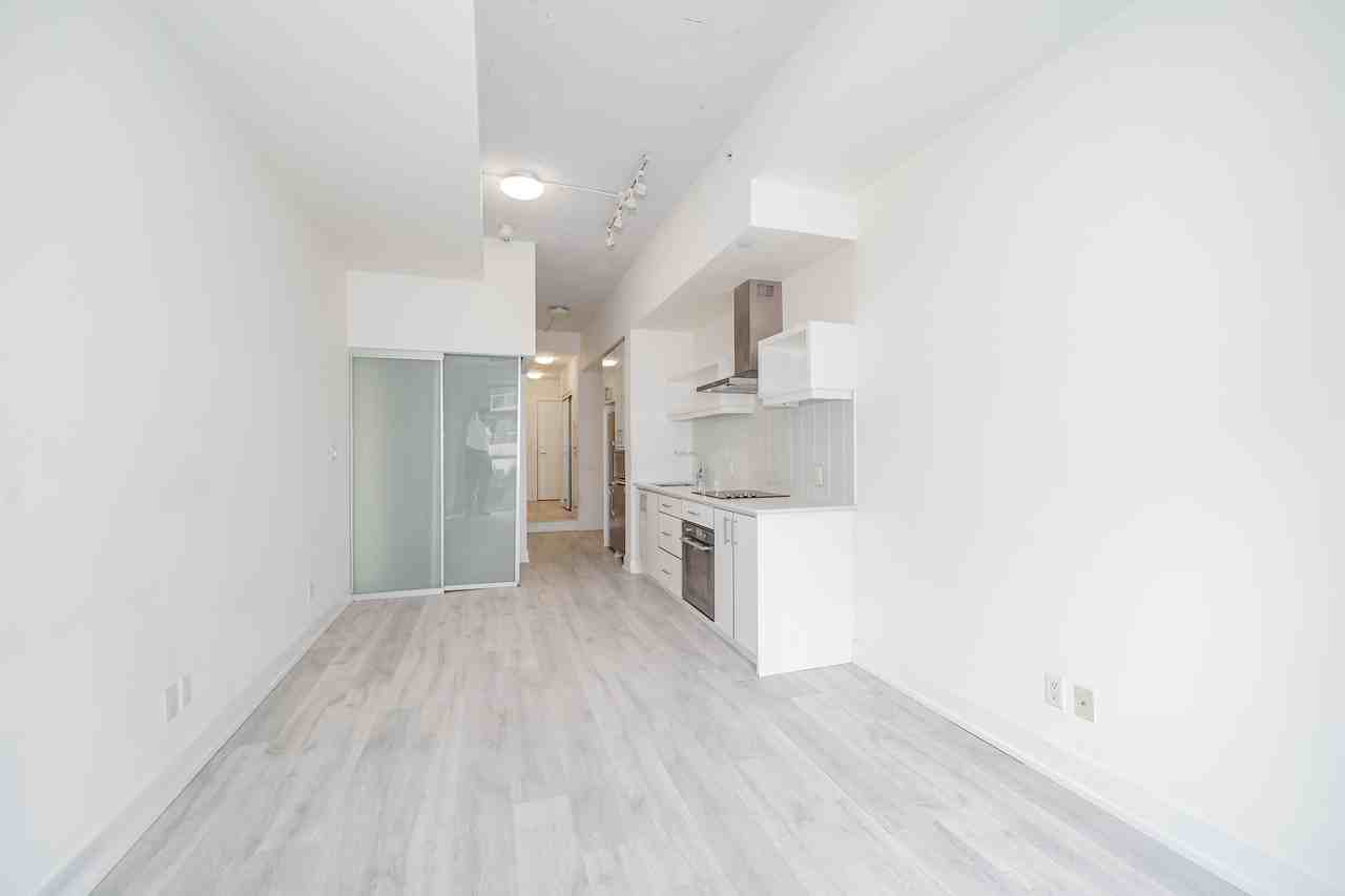 75 The Donway West - Photo 26