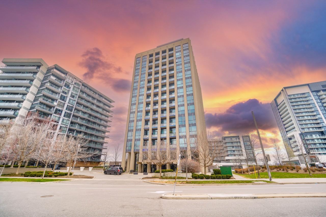 75 The Donway West #204