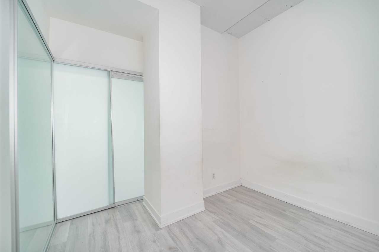 75 The Donway West - Photo 34