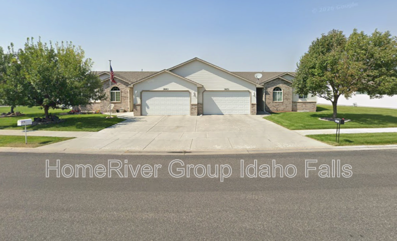 3851 John Adams Pkwy