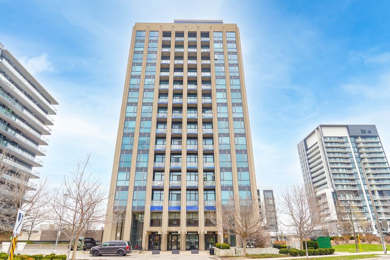 75 The Donway West - Photo 4
