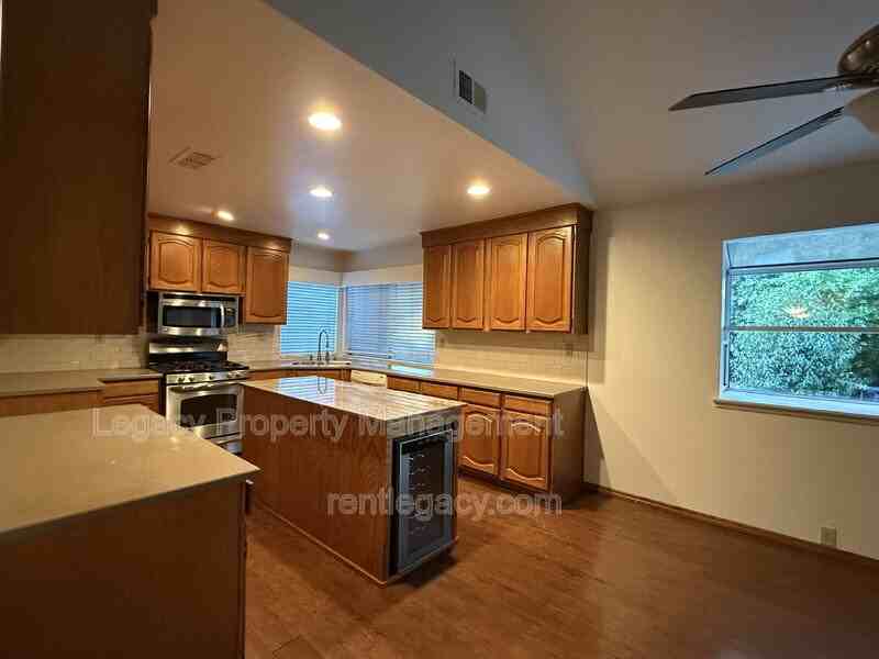5350 Laguna Park Dr - Photo 6 of 21